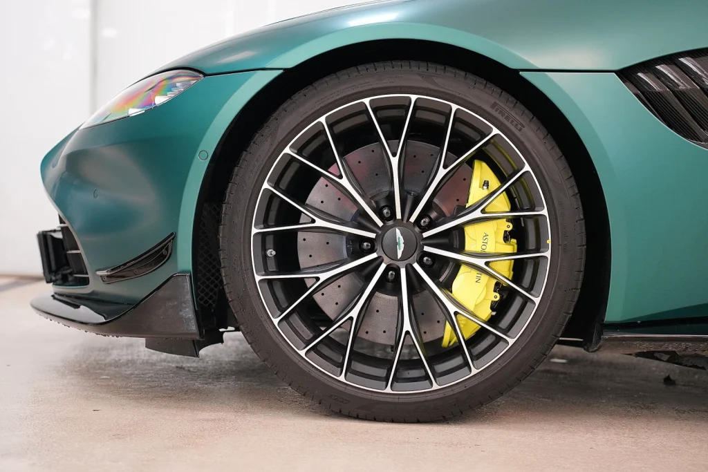 Aston martin V8 Vantage F1 Edition